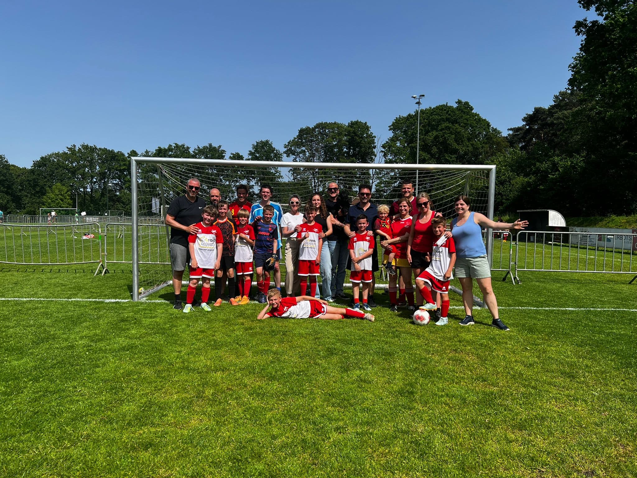 Oudervoetbal 2026 foto 8