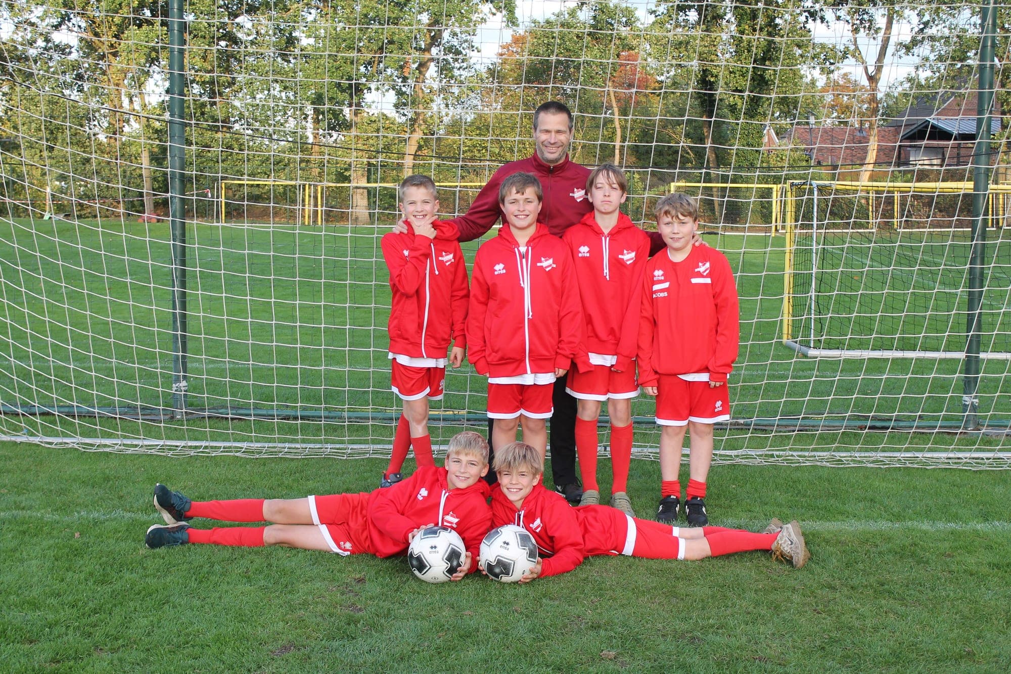 U12